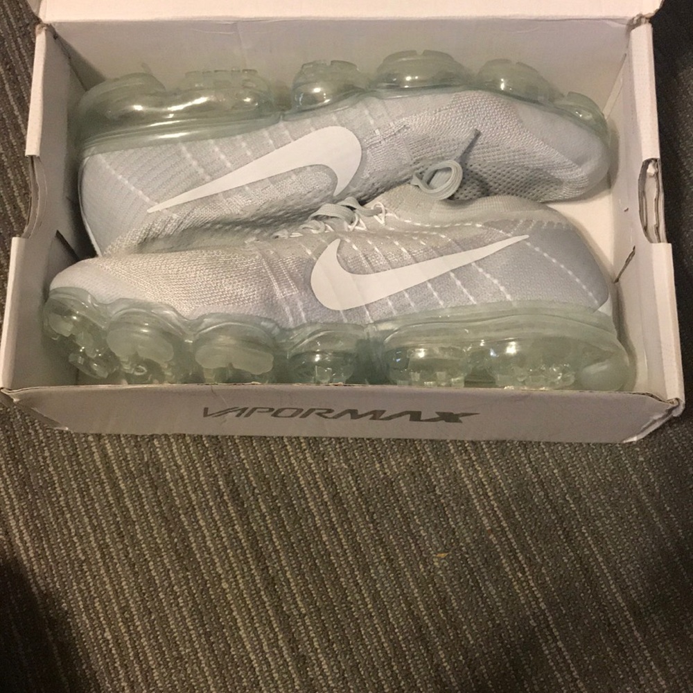 Nike Vapormax Platinum sz 11
